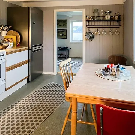 4 Person In Alsvag, Cleaning Included Feriehus *